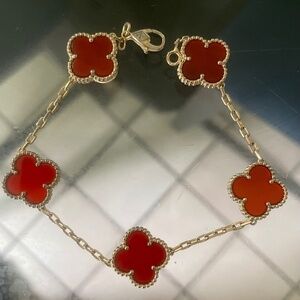 Alhambra Motif Clover Bracelet
